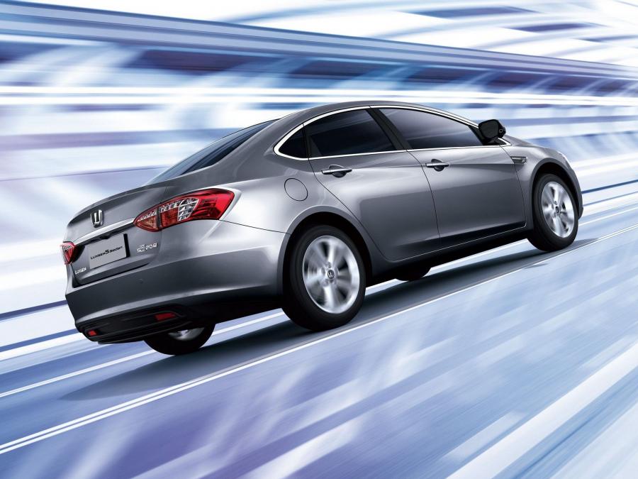  Luxgen 5 Sedan 2012 года  (фото 6 из 11)